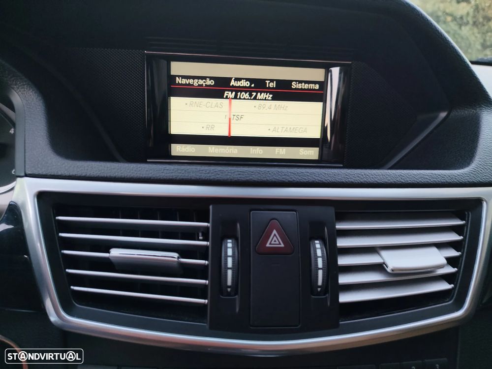 Mercedes-Benz E 300 Bluetec Hybrid Avantgarde - 23