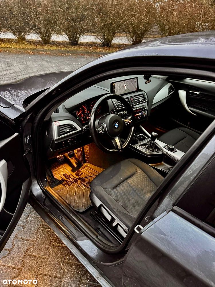 BMW Seria 1 118d xDrive M Sport - 16