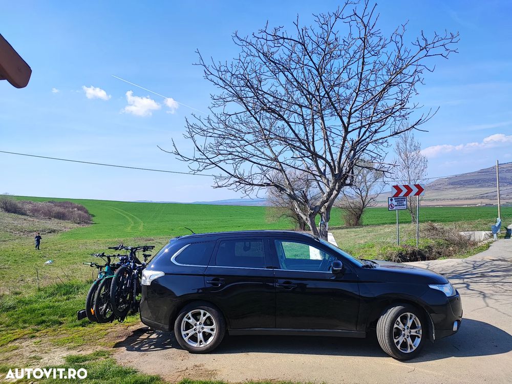 Mitsubishi Outlander 2.2 DI-D 4WD Automatik Instyle - 4