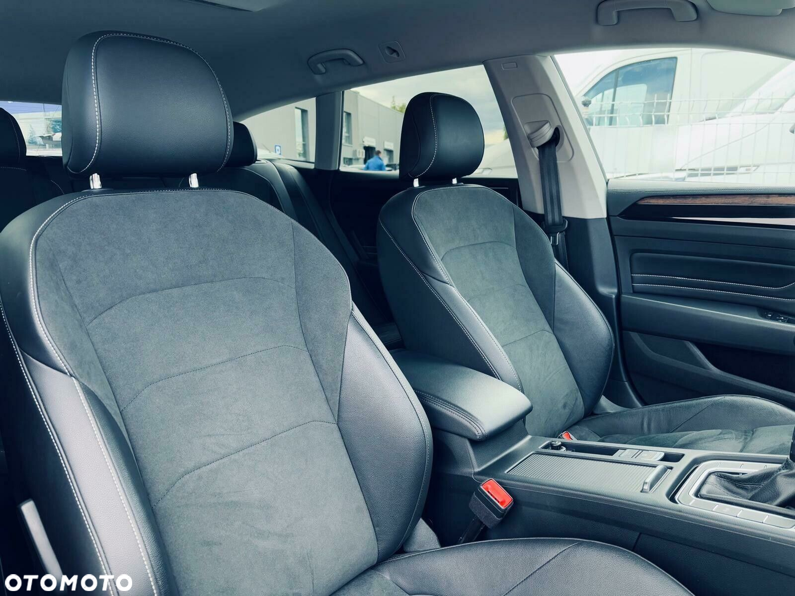 Volkswagen Arteon 2.0 TDI Elegance DSG - 17
