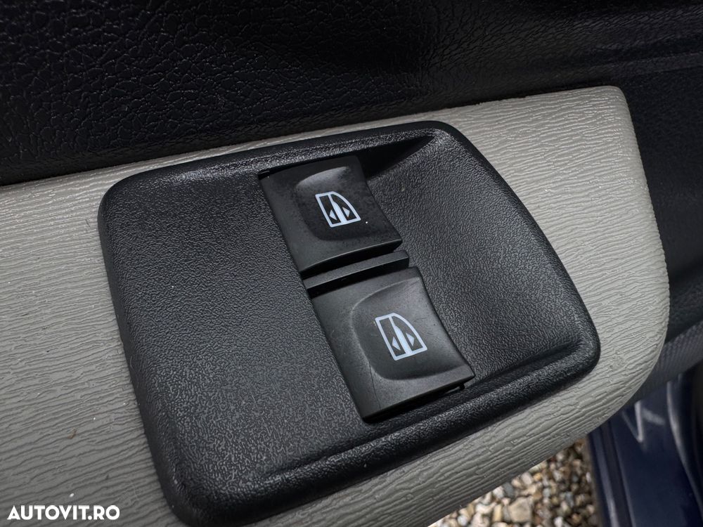 Dacia Dokker SCe 100 Ambiance - 13