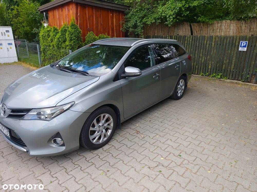 Toyota Auris 2.0 D-4D Premium - 7