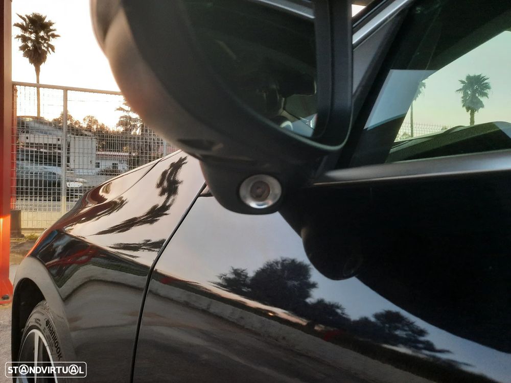 Volvo V60 1.6 D2 Drive R-Design Start/Stop - 17