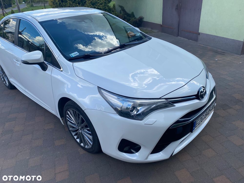 Toyota Avensis 2.0 D-4D Premium - 14