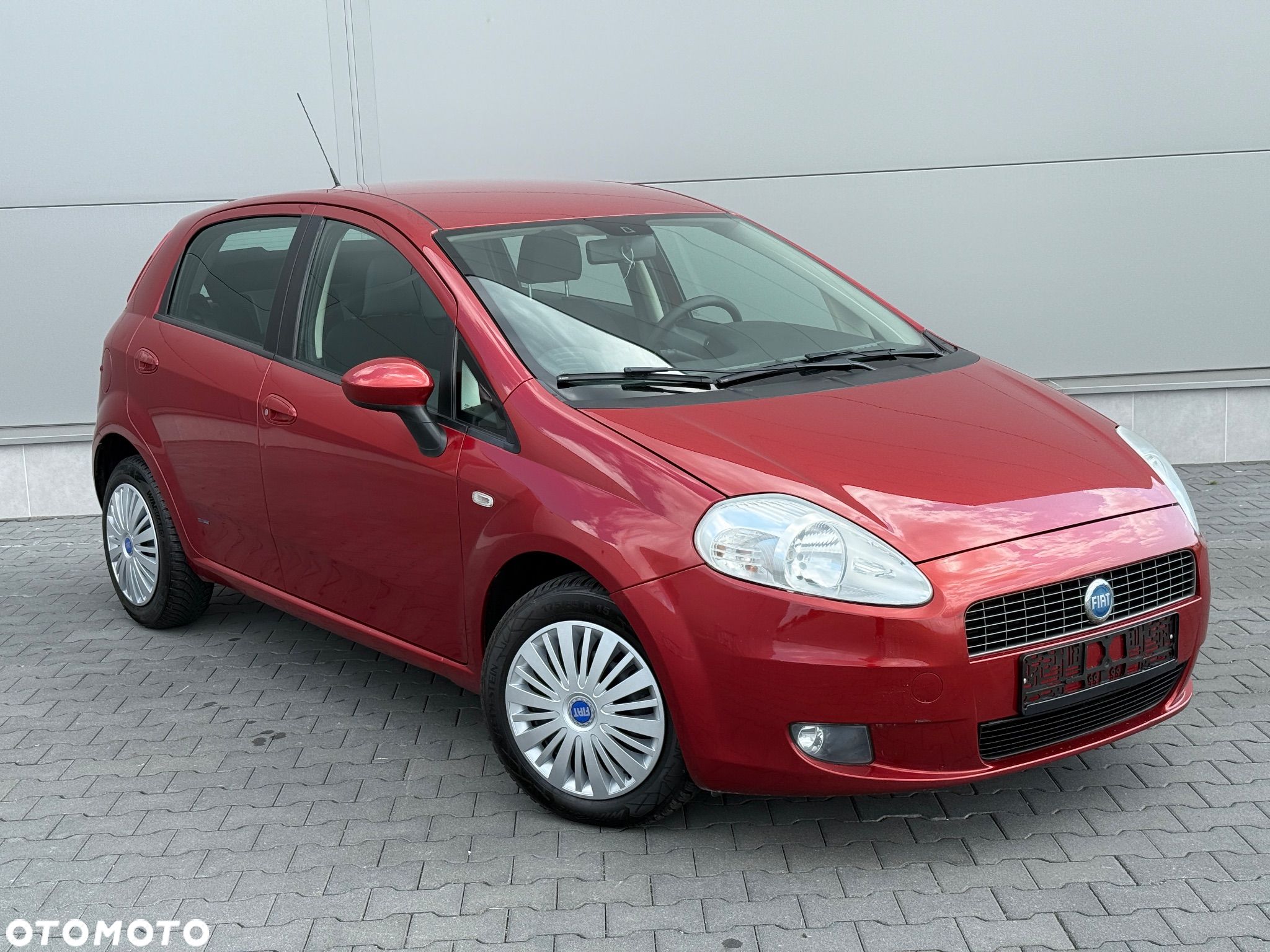 Fiat Grande Punto 1.4 8V Dualogic Dynamic - 1