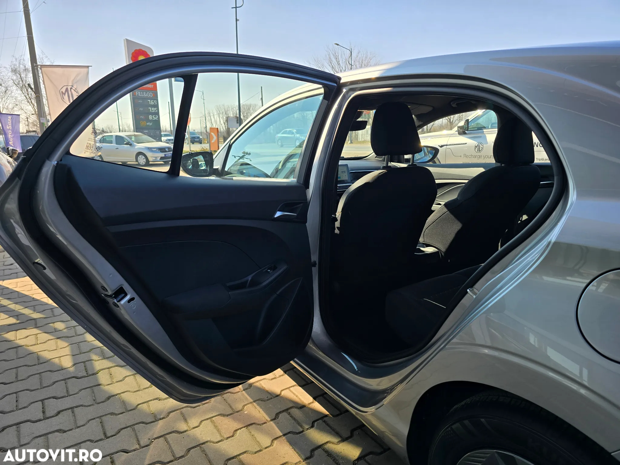 MG MG3 - 14
