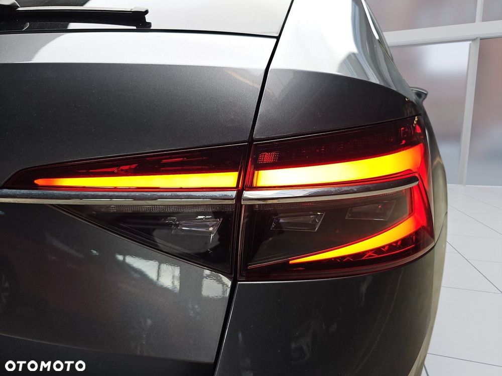 Skoda Superb 2.0 TDI SCR Ambition - 30