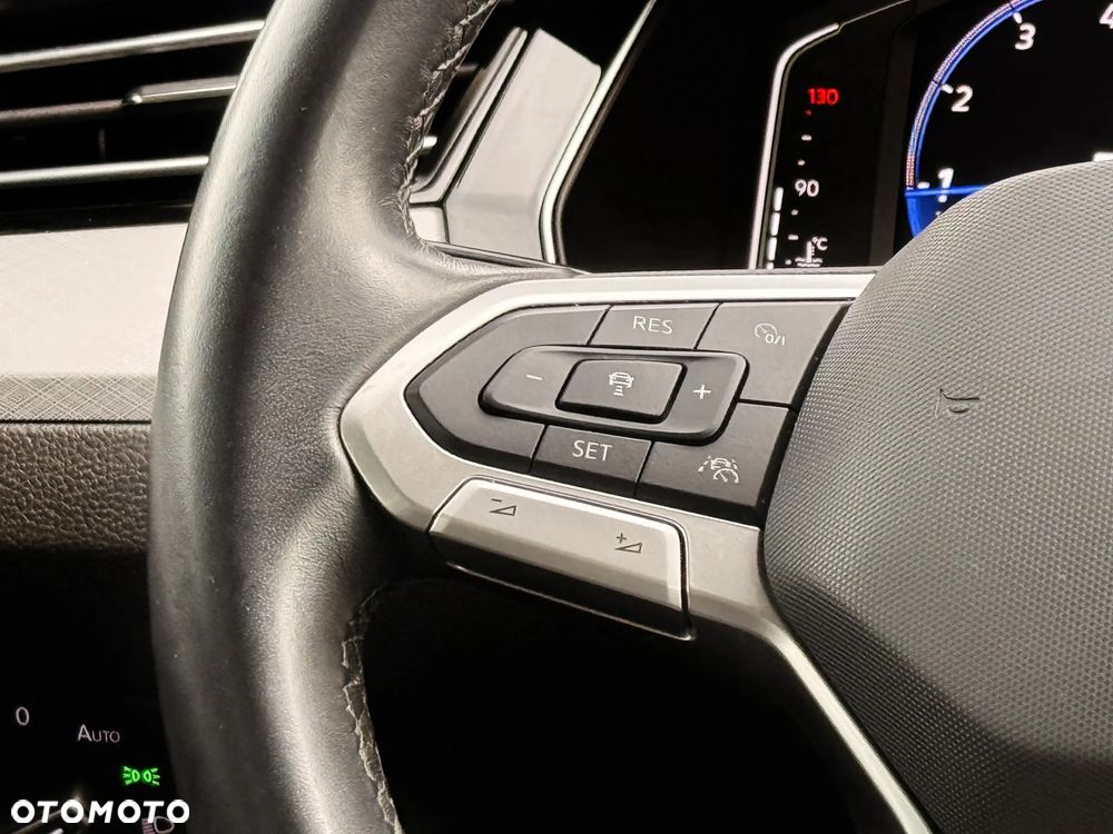 Volkswagen Passat 1.5 TSI OPF DSG Business - 22