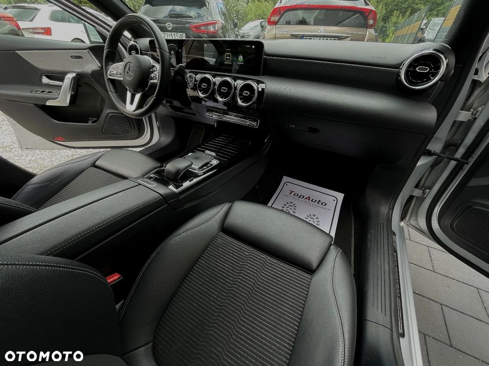 Mercedes-Benz Klasa A 180 d 7G-DCT Edition 1 - 16