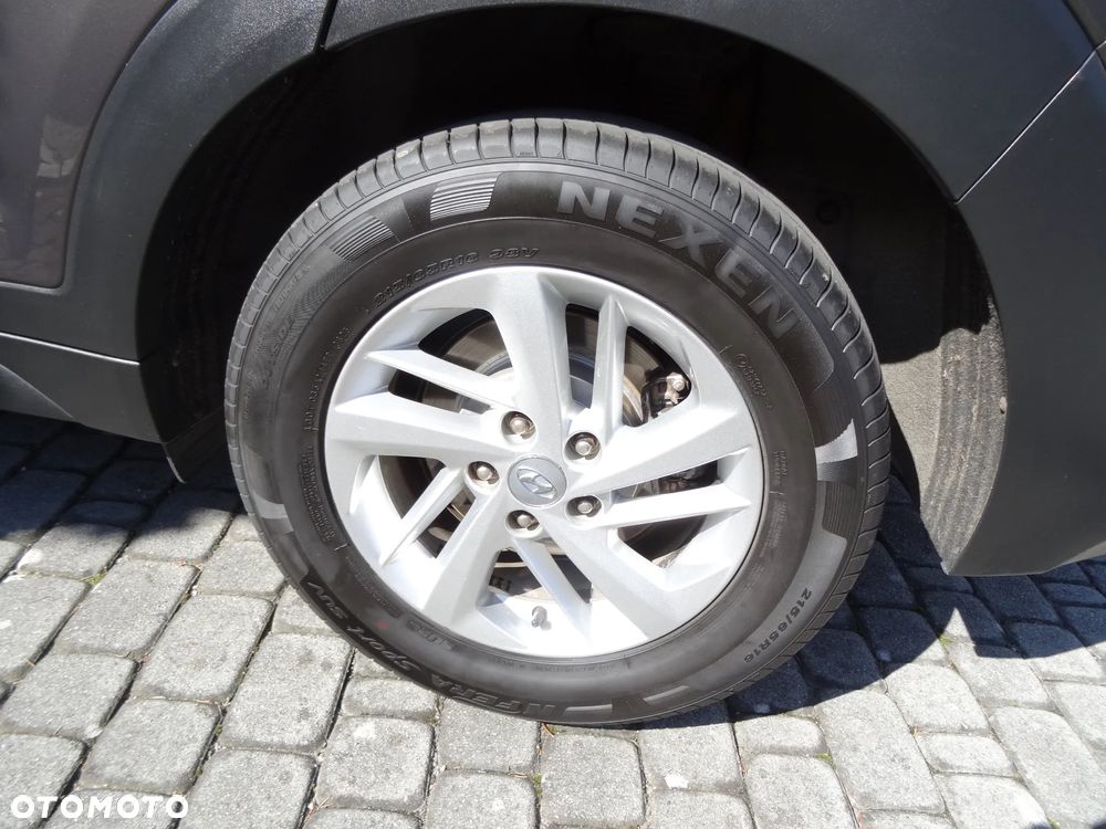 Hyundai Tucson 1.6 GDI BlueDrive Comfort 2WD - 20