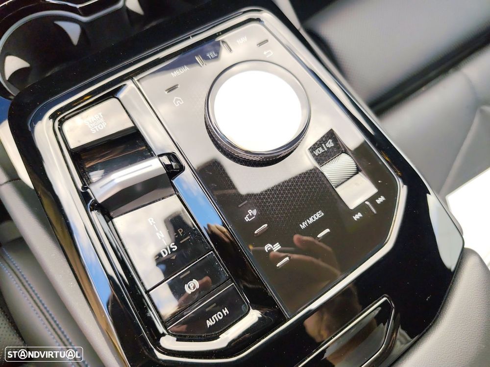 BMW 520 d Pack Desportivo M - 17