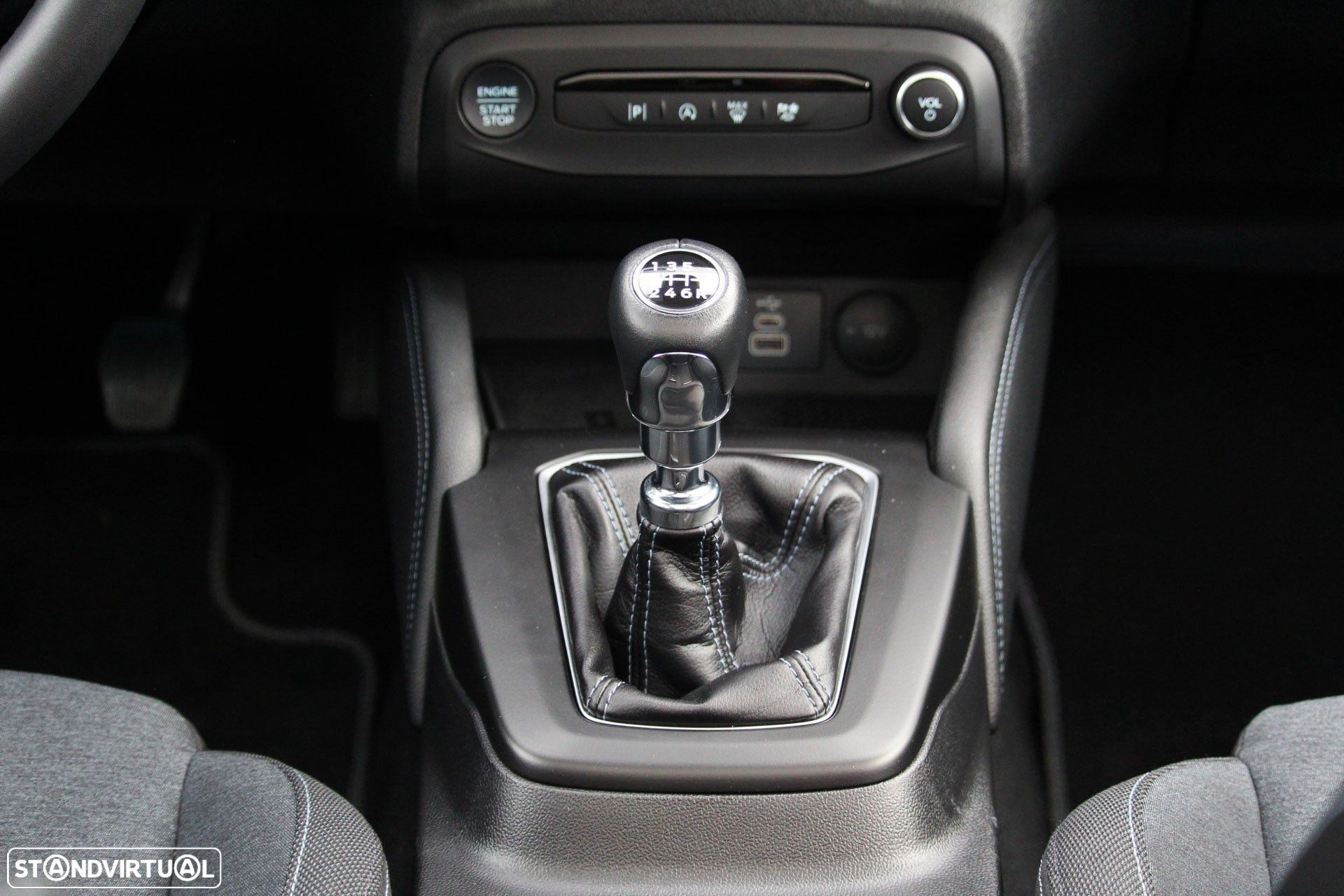 Ford Focus SW 1.0 EcoBoost MHEV Active X - 23