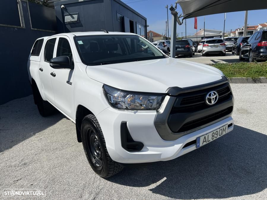 Toyota Hilux 2.4 D-4D 4WD CD CM - 10