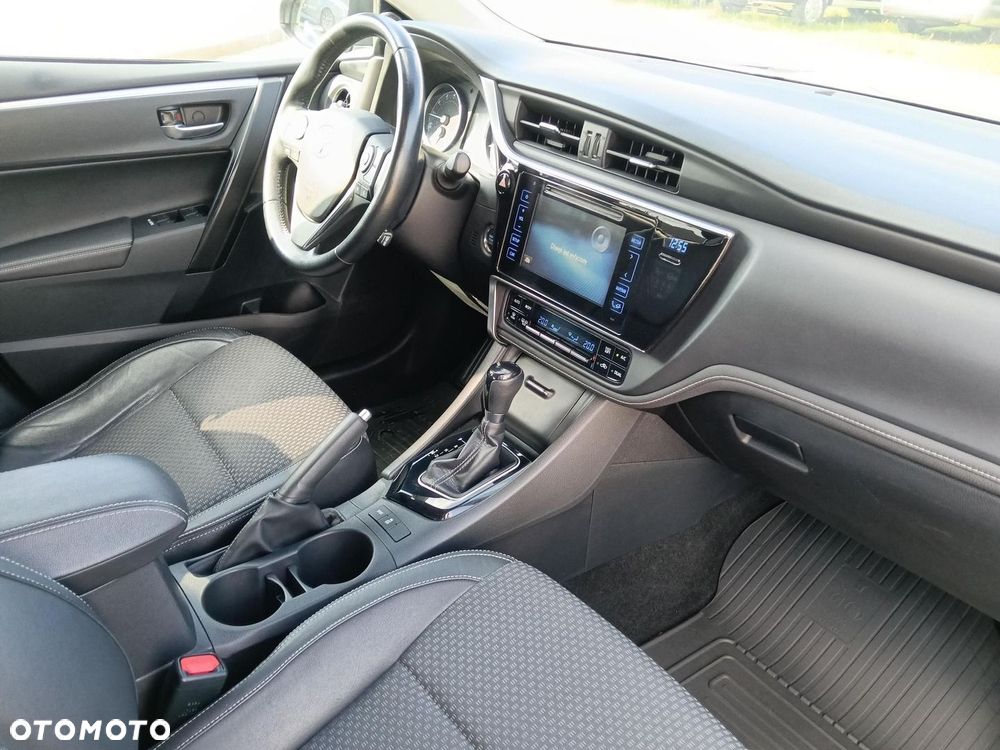 Toyota Corolla 1.6 Prestige MS EU6 - 11