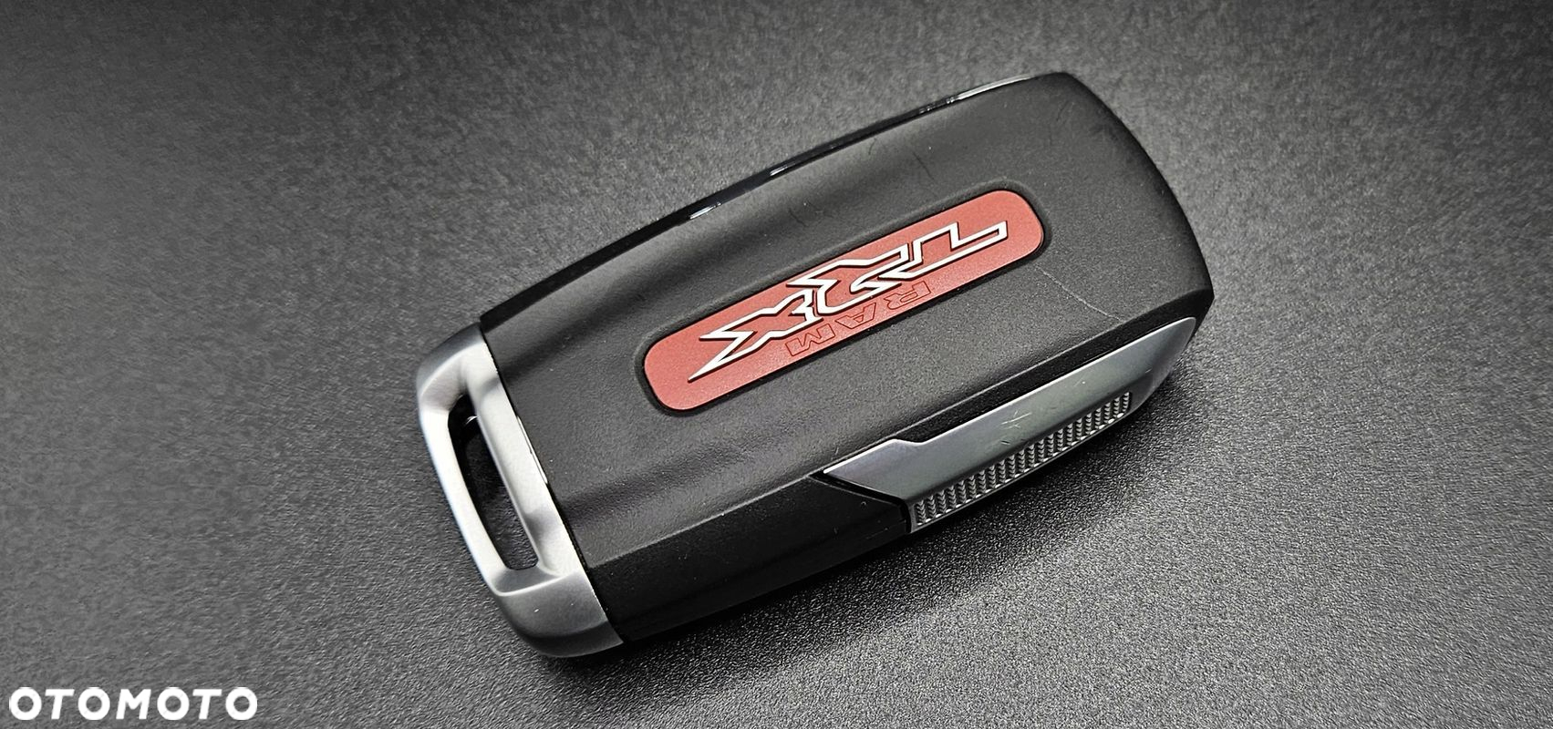 Kluczyk samochodowy Smart Key Usa Oe Ram 1500 Trx - 3