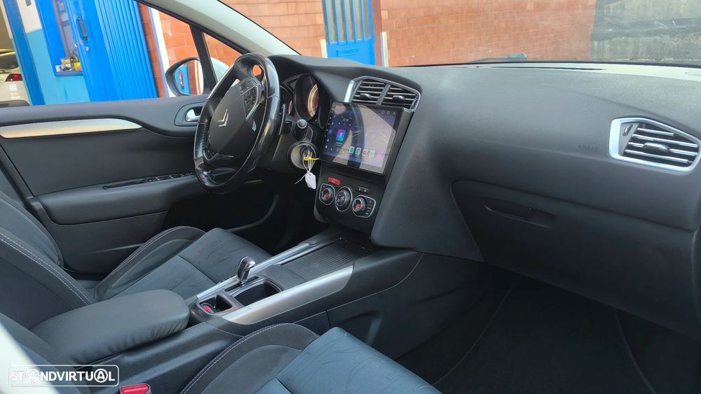 Citroën C4 1.6 e-HDi Exclusive CMP6 - 6