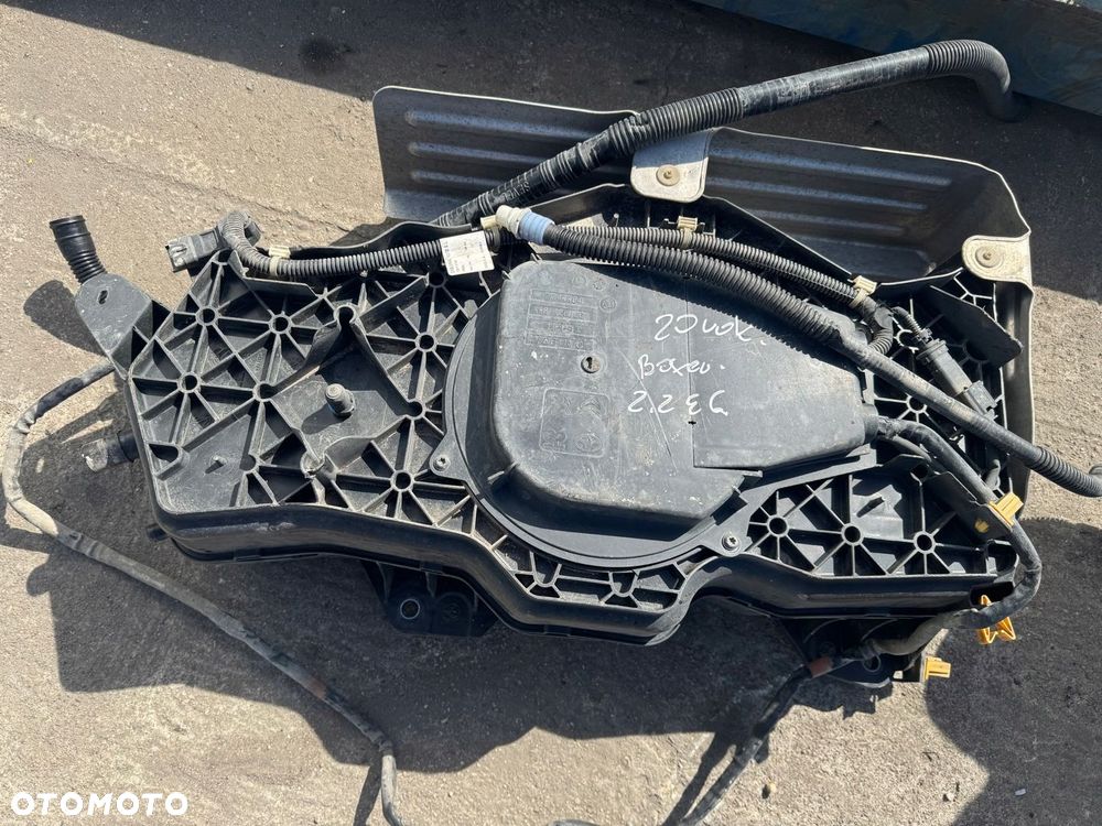 Jumper Boxer 2,2 E6 19-22 zbiornik ADBLUE 4099029AE - 2