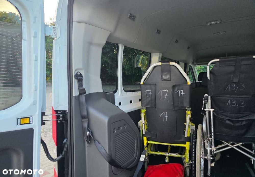 Ford Transit - 38