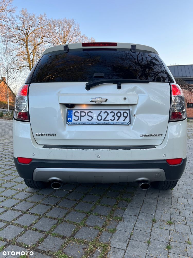 Chevrolet Captiva 2.2 D LTZ - 6