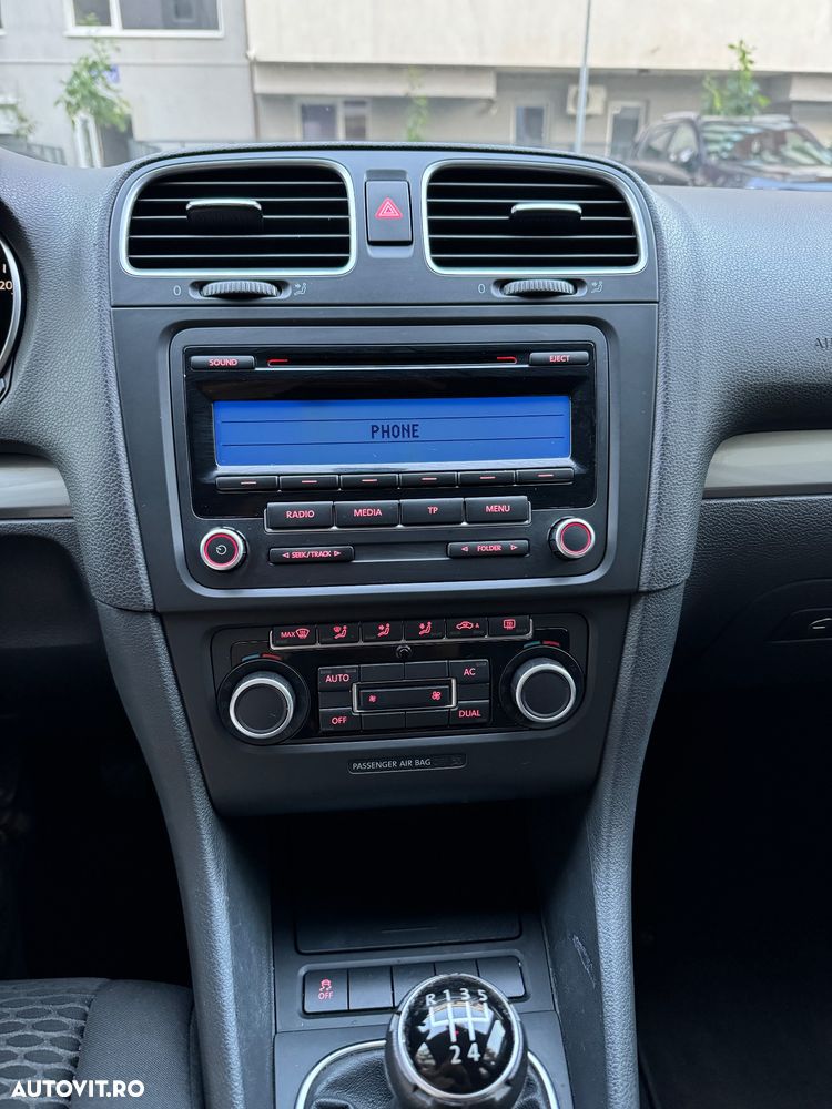 Volkswagen Golf 1.6 TDI DPF 4Motion Comfortline - 14