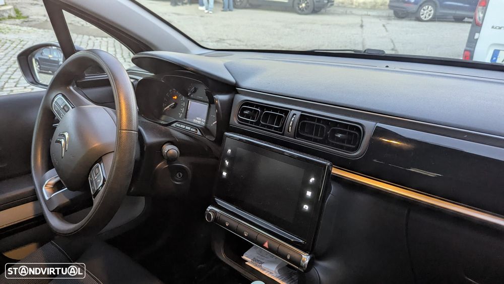 Citroën C3 1.2 PureTech Shine - 6