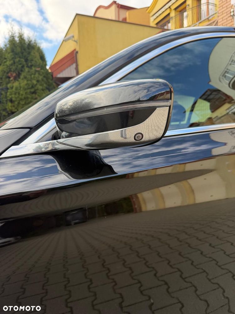 BMW Seria 7 740d xDrive - 13