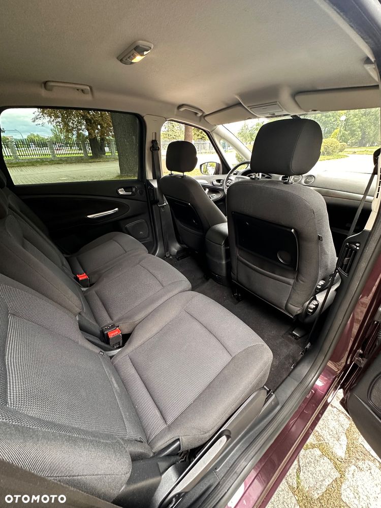 Ford S-Max 2.0 TDCi Ambiente - 19