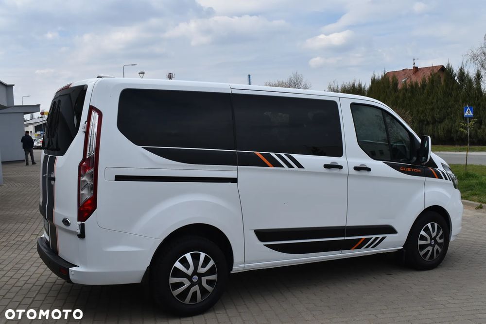 Ford Transit Custom - 14