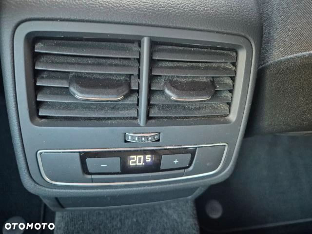 Audi A4 Avant 2.0 TFSI ultra sport - 17