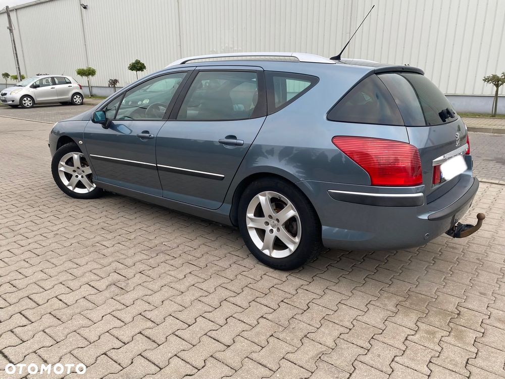 Peugeot 407 - 11