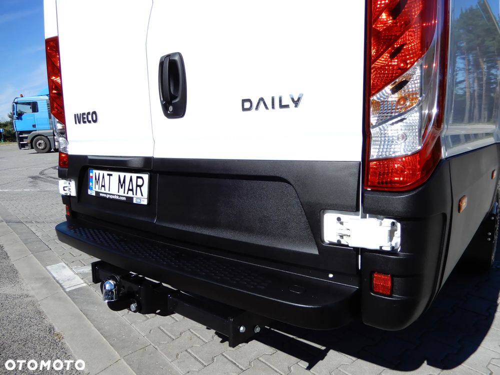 Iveco Daily 35S18 3.0 HPI 180 KM POWER Furgon Blaszak XXL 4.70 CM MAXI LONG Wysokość H3 2150 mm WZMACNIANE ZAWIESZENIE 1024 Kg Ładowność HAK 3500 Kg 50 Tys Km ASO Serwis Stan NOWY UNIKAT OKAZJA - 12