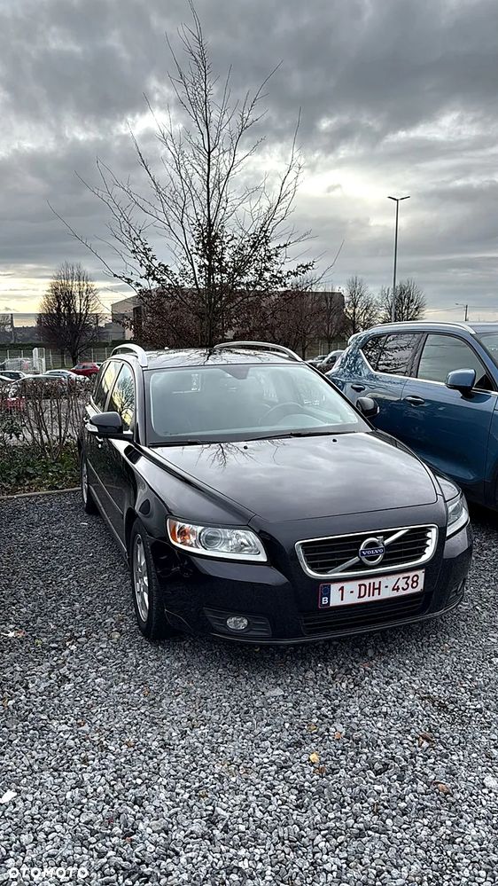 Volvo V50 DPF DRIVe Momentum - 40