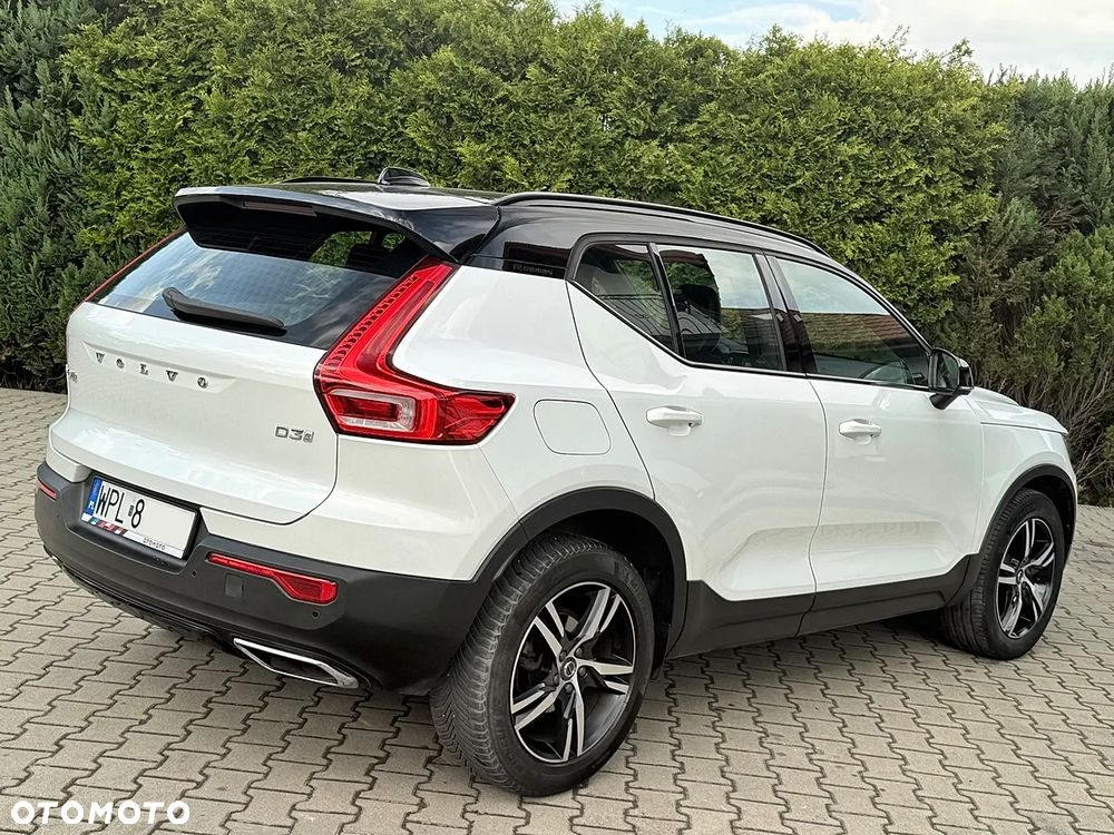 Volvo XC 40 D3 R-Design - 13