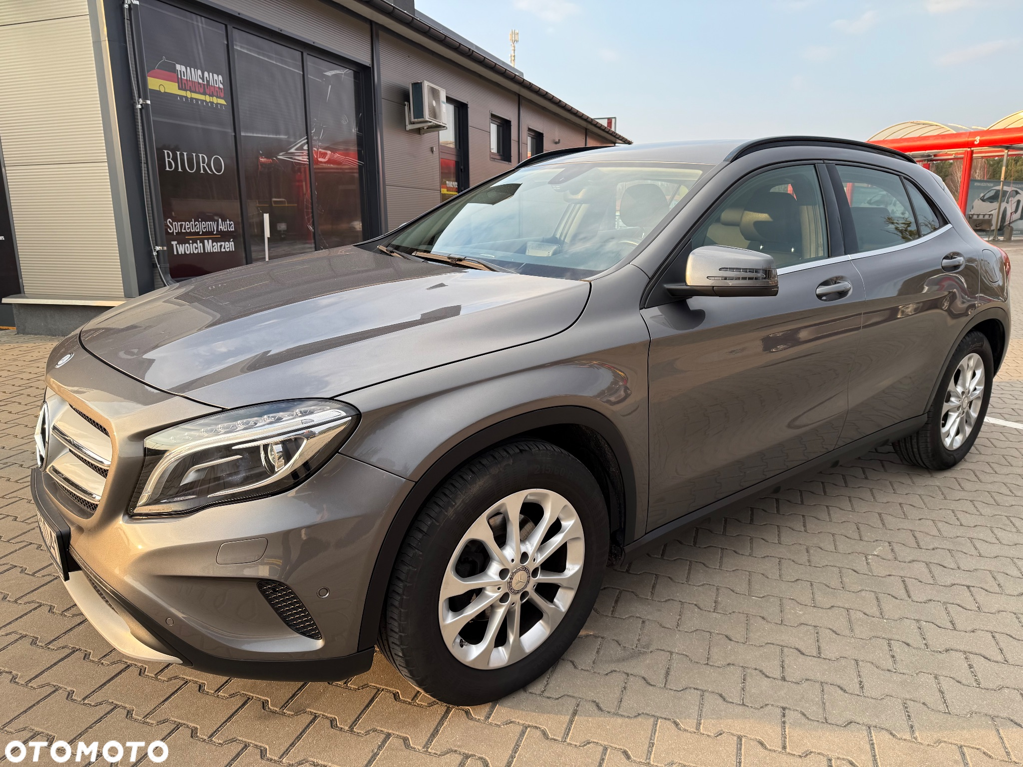 Mercedes-Benz GLA - 6