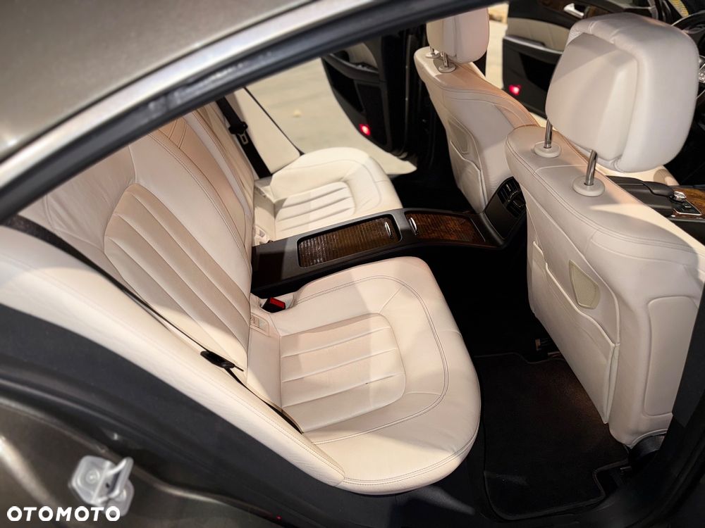 Mercedes-Benz CLS - 20