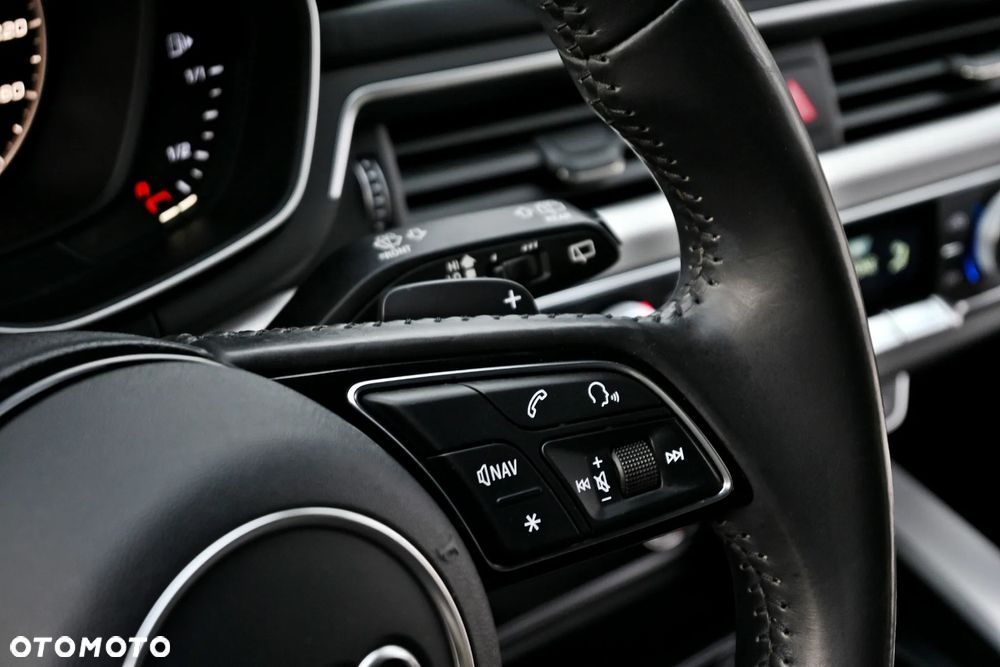 Audi A4 Avant 2.0 TDI Sport S tronic - 34