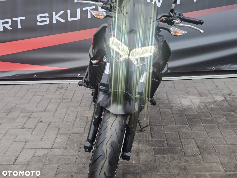 Kawasaki Z 650 - 10