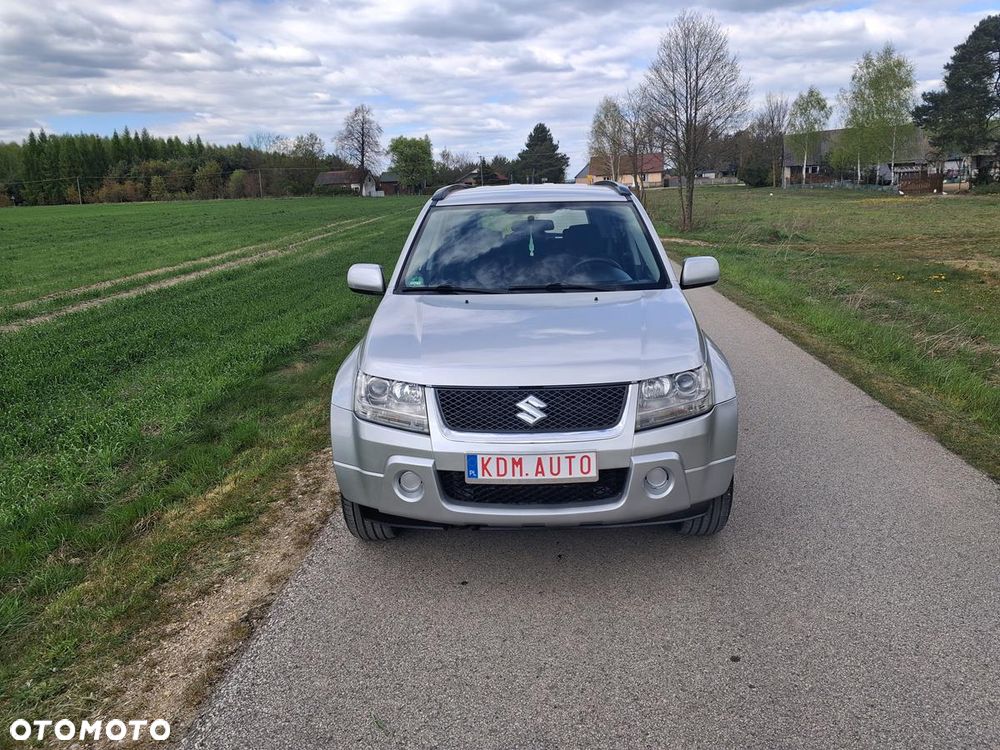 Suzuki Grand Vitara 2.0 - 3