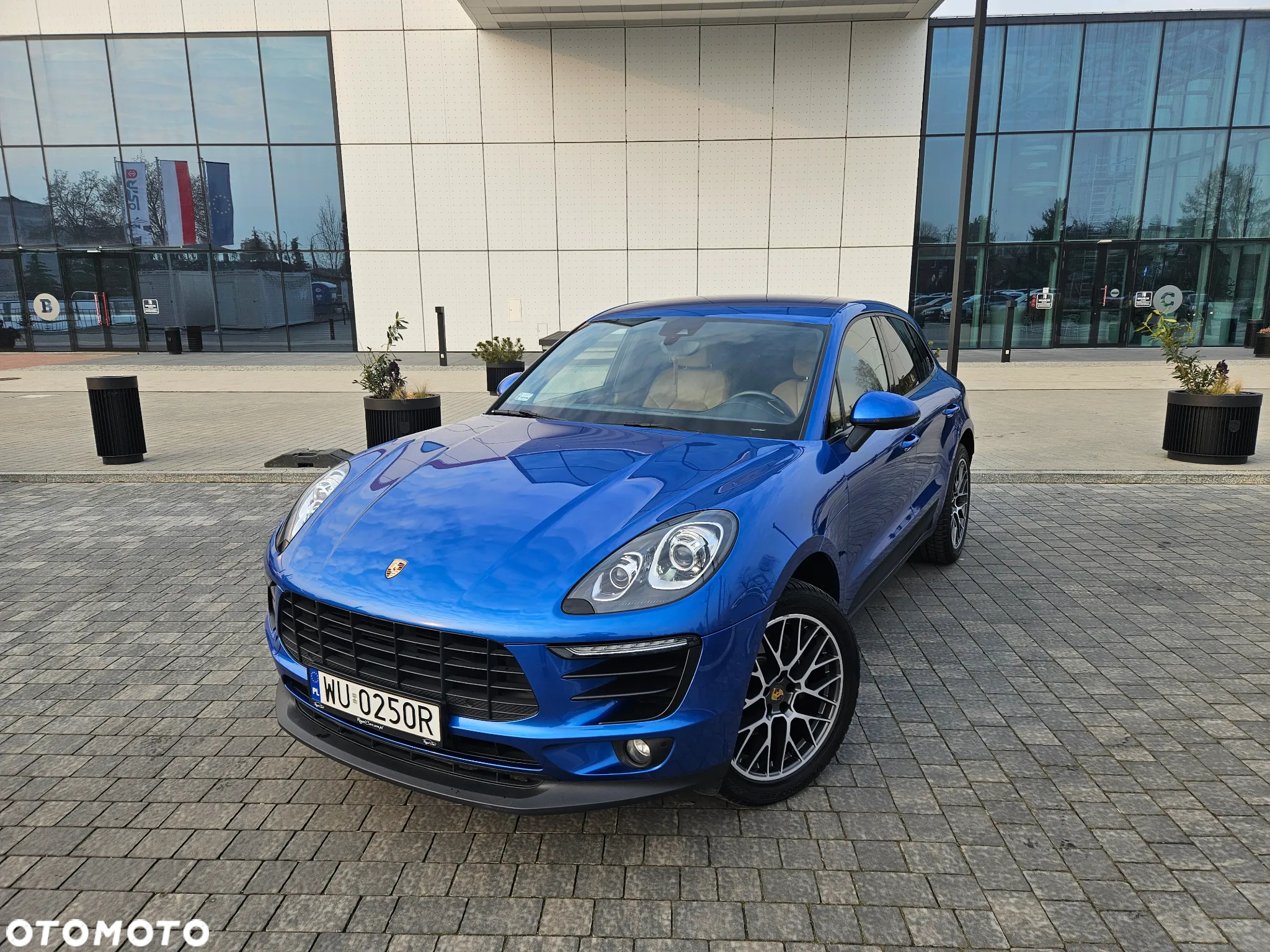 Porsche Macan - 2