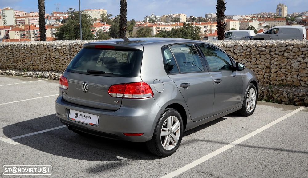 VW Golf 1.6 TDi DPF BlueMotion MATCH - 13