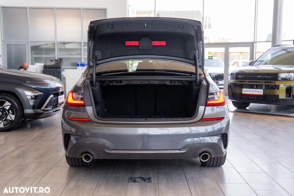 BMW Seria 3 320d xDrive Aut. Edition M Sport Shadow - 15