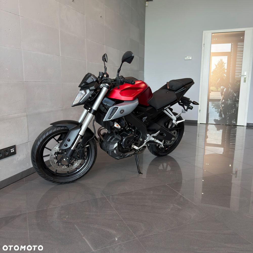 Yamaha MT - 7