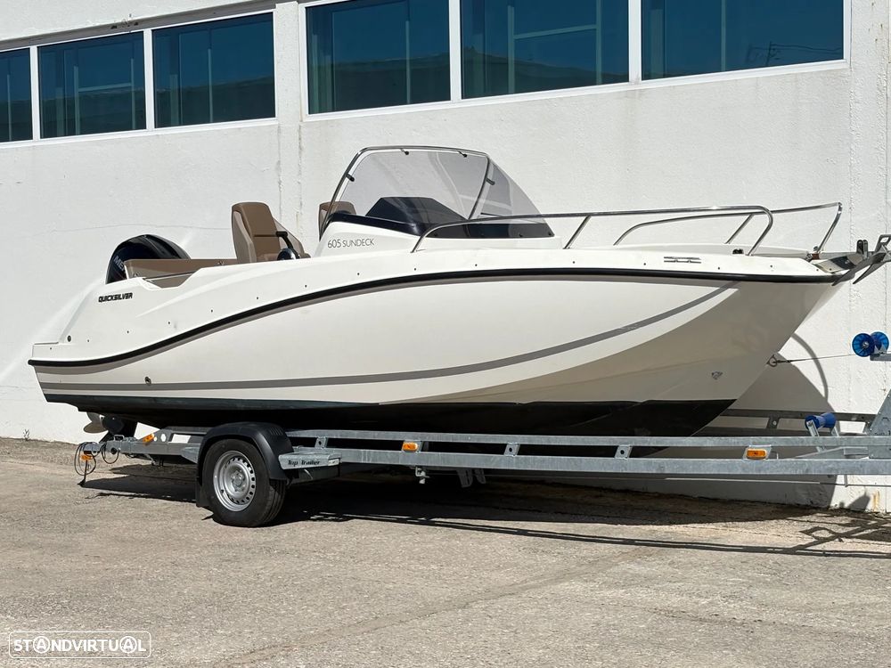 Quicksilver Activ 605 Sundeck - 4