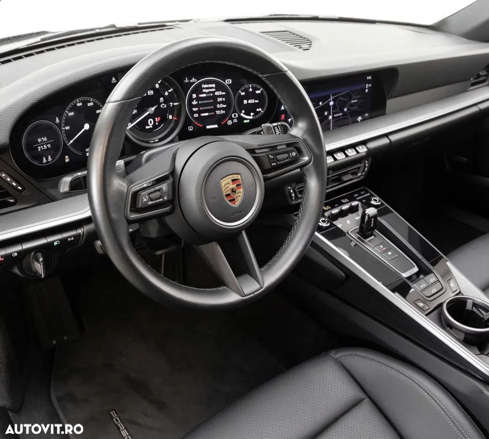 Porsche 911 Carrera PDK - 6