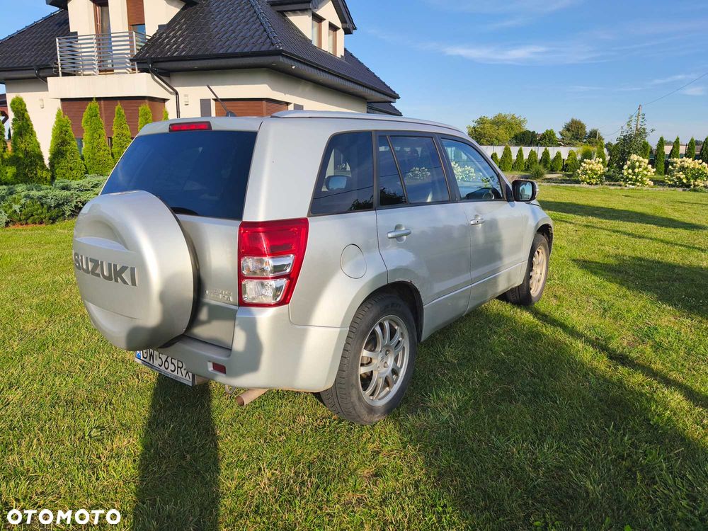 Suzuki Grand Vitara - 3