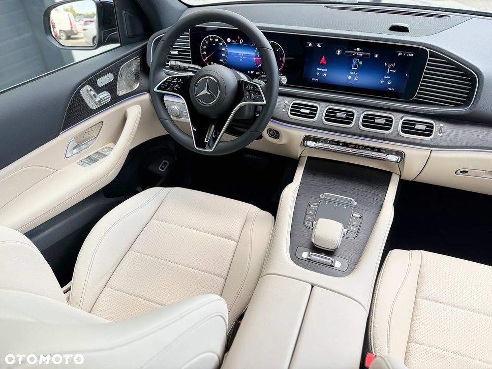 Mercedes-Benz GLE - 11