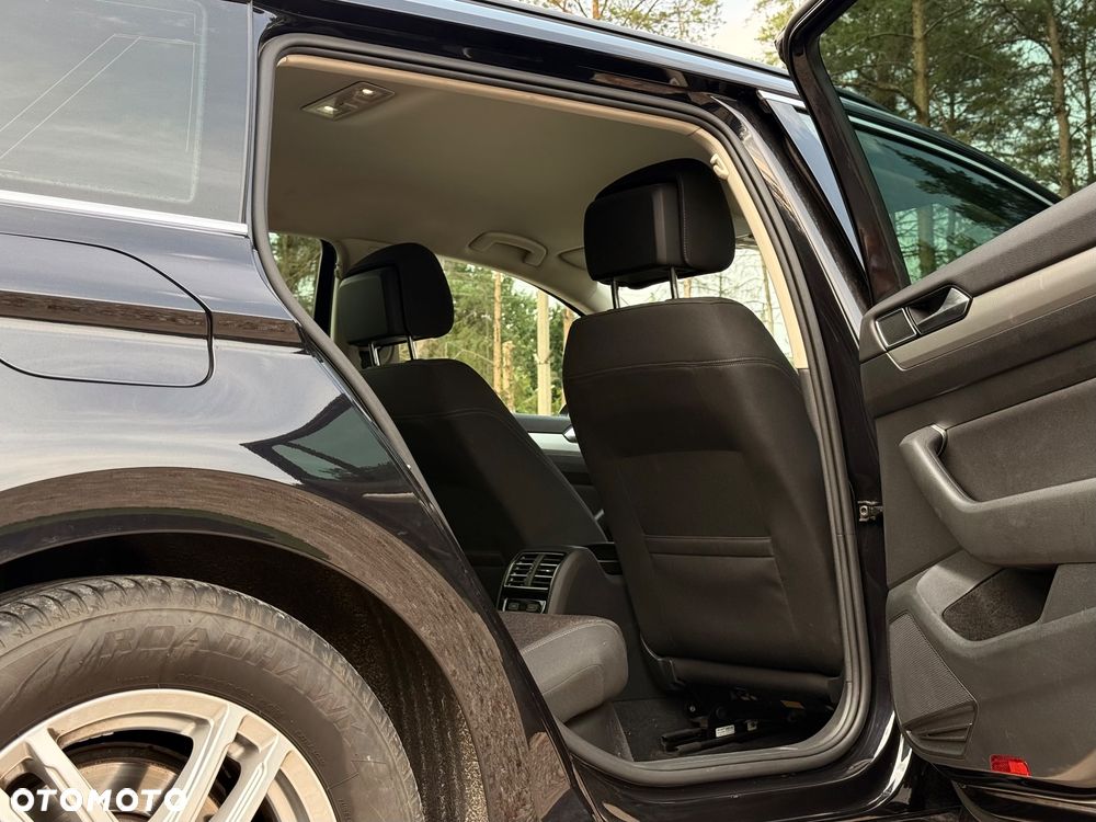 Volkswagen Passat 1.8 TSI BMT Comfortline - 20