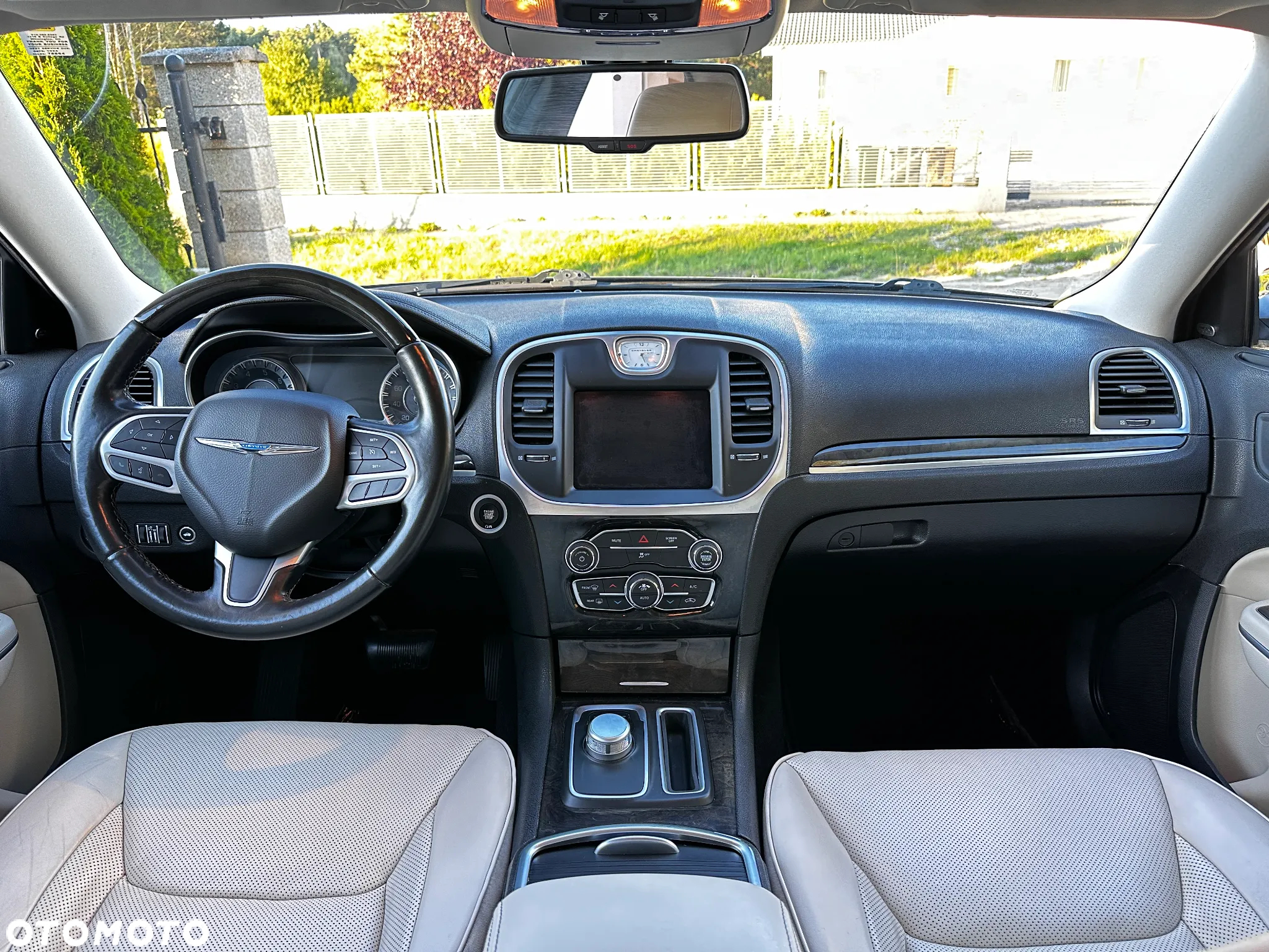 Chrysler 300C - 18