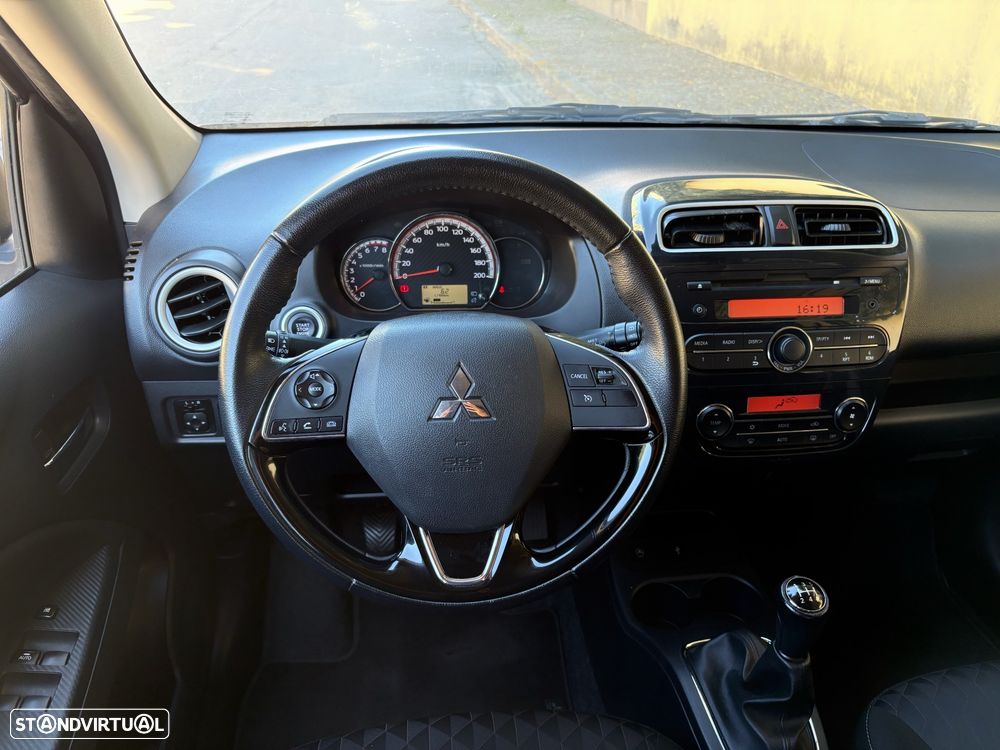 Mitsubishi Space Star 1.2 Intense - 19