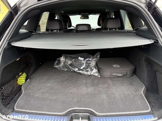 Mercedes-Benz GLC - 11